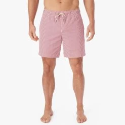 The Bayberry Trunk | Red Seersucker -Clothing Store BAY7 682 Red Seersucker ONFIG 020 34619e4f 4bdf 4683 b49a e1e6f744e18a