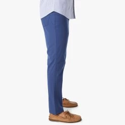 The Compass Pant | Navy -Clothing Store CPP2 400 Navy ONFIG 002 e70736f5 3ec6 4141 b46b d8d44b032f03