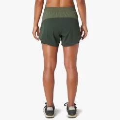 The Corliss Short | Thyme Colorblock -Clothing Store F22 CORLISSHORT GREEN ON FIG 0093 630d6201 d292 48f9 855d 4d362ace789d