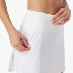 The Corliss Skort | White -Clothing Store SKO1 100 White ONFIG 005 f8b98317 d9a8 424f 8853 0ffdd0472eef