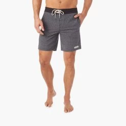 The Nautilus Boardshort | Black Beacon -Clothing Store SS002 SP22 in Studio photo Look38 NAU82 008 1535 0c48a4da 5954 4e6f 996d 44ef8ac0da50