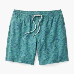 The Bayberry Trunk | Green Mini Floral