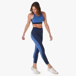 The Bayview Legging | Navy Colorblock -Clothing Store SS22009 SP22 instudio photo Look22 BVL12 465 131 655f843a 7503 4109 8437 a53f784f62ea